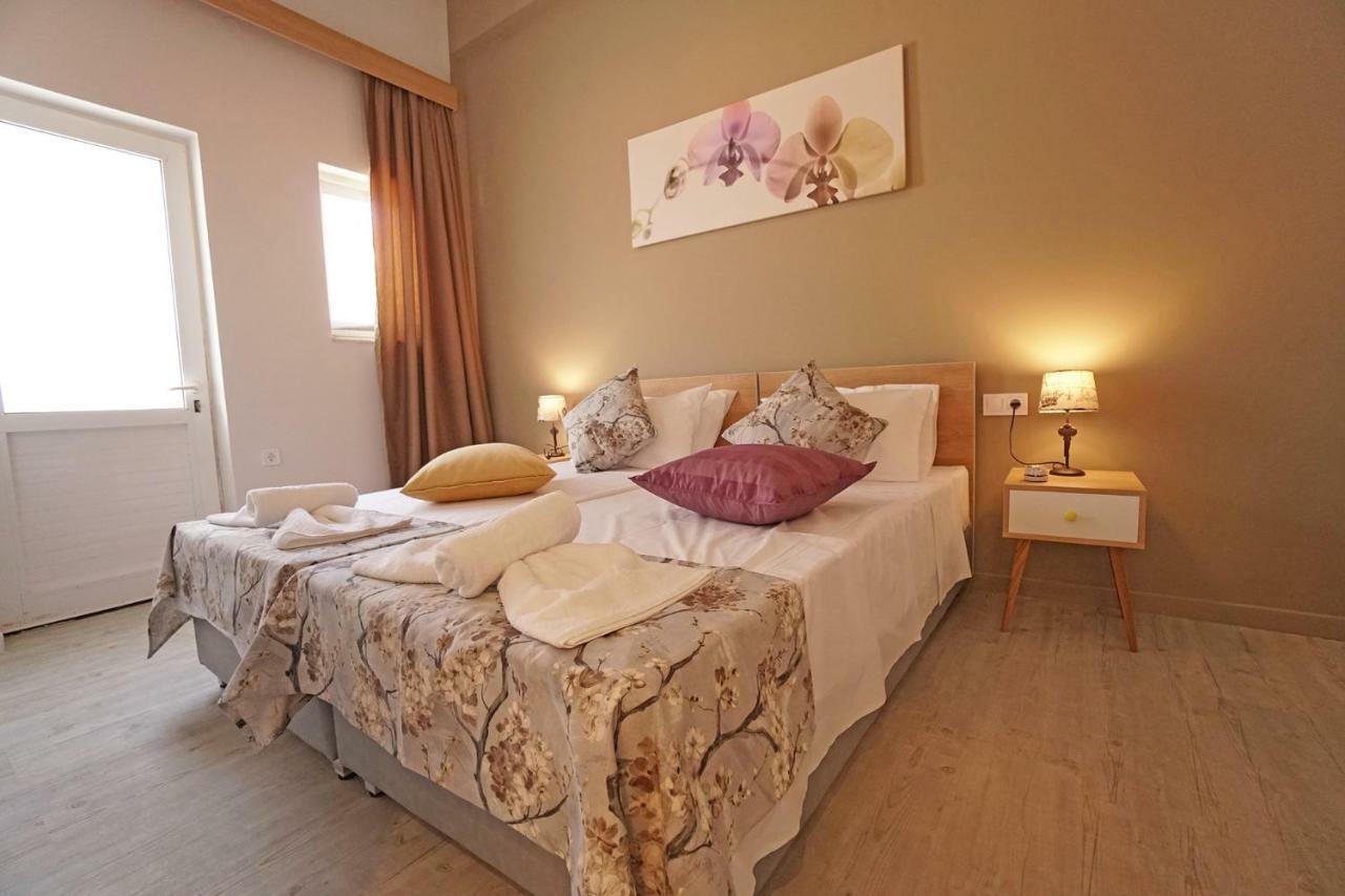 Mare Civitas Apartments Khania Eksteriør bilde